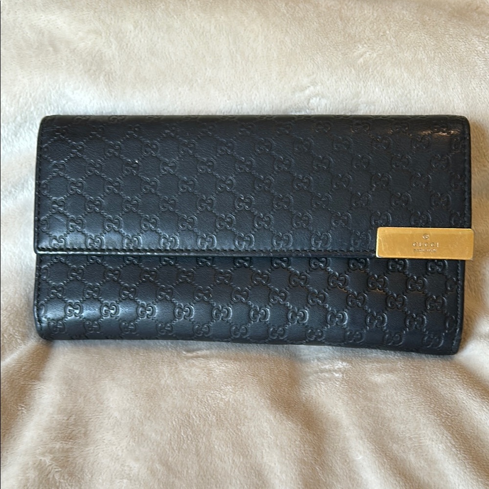 Gucci Microguccissima Black Leather Wallet with Gold Accent